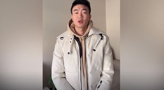 亚洲精品第一区二区在线