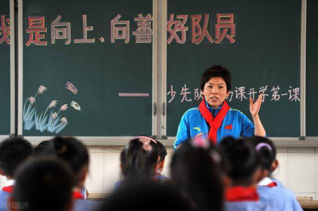 亚洲三级在线免费观看